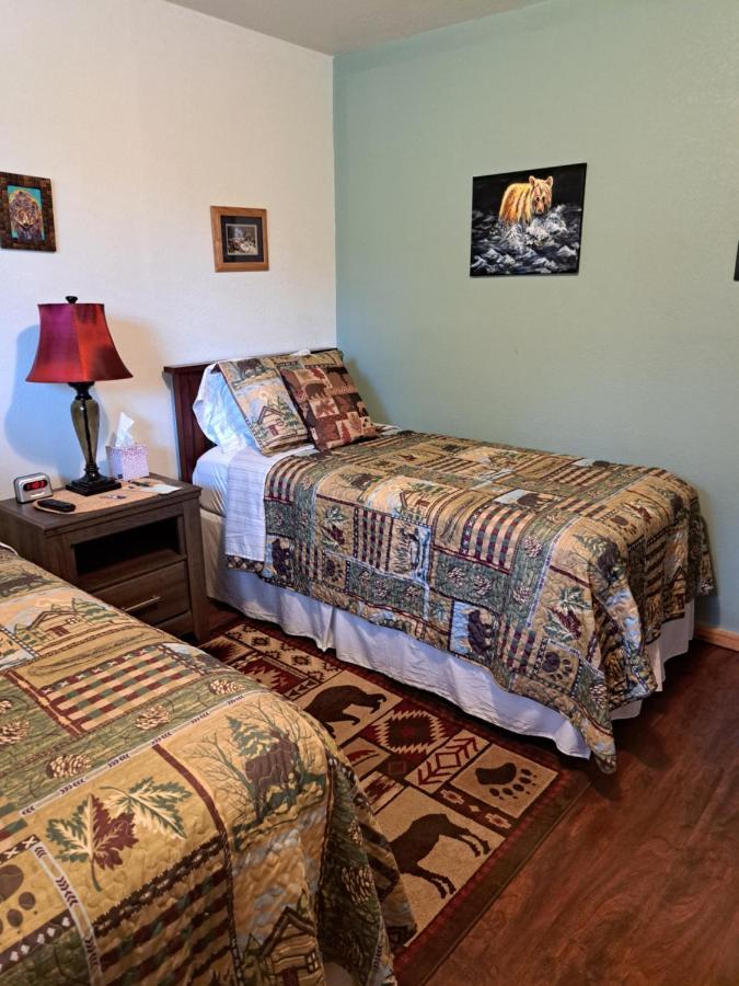Southern Bluff Bed & Breakfast Soldotna Bagian luar foto