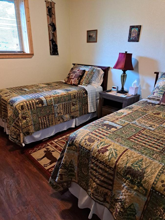 Southern Bluff Bed & Breakfast Soldotna Bagian luar foto