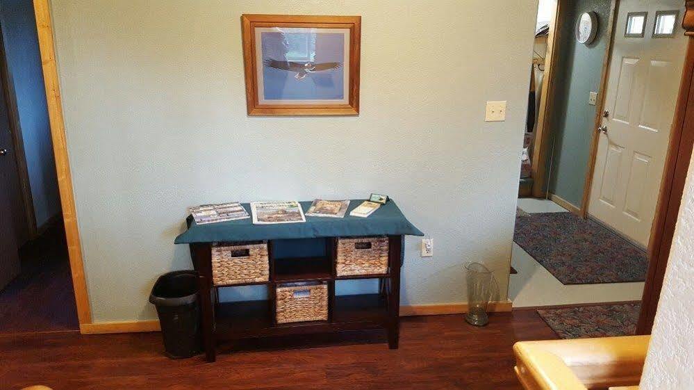 Southern Bluff Bed & Breakfast Soldotna Bagian luar foto